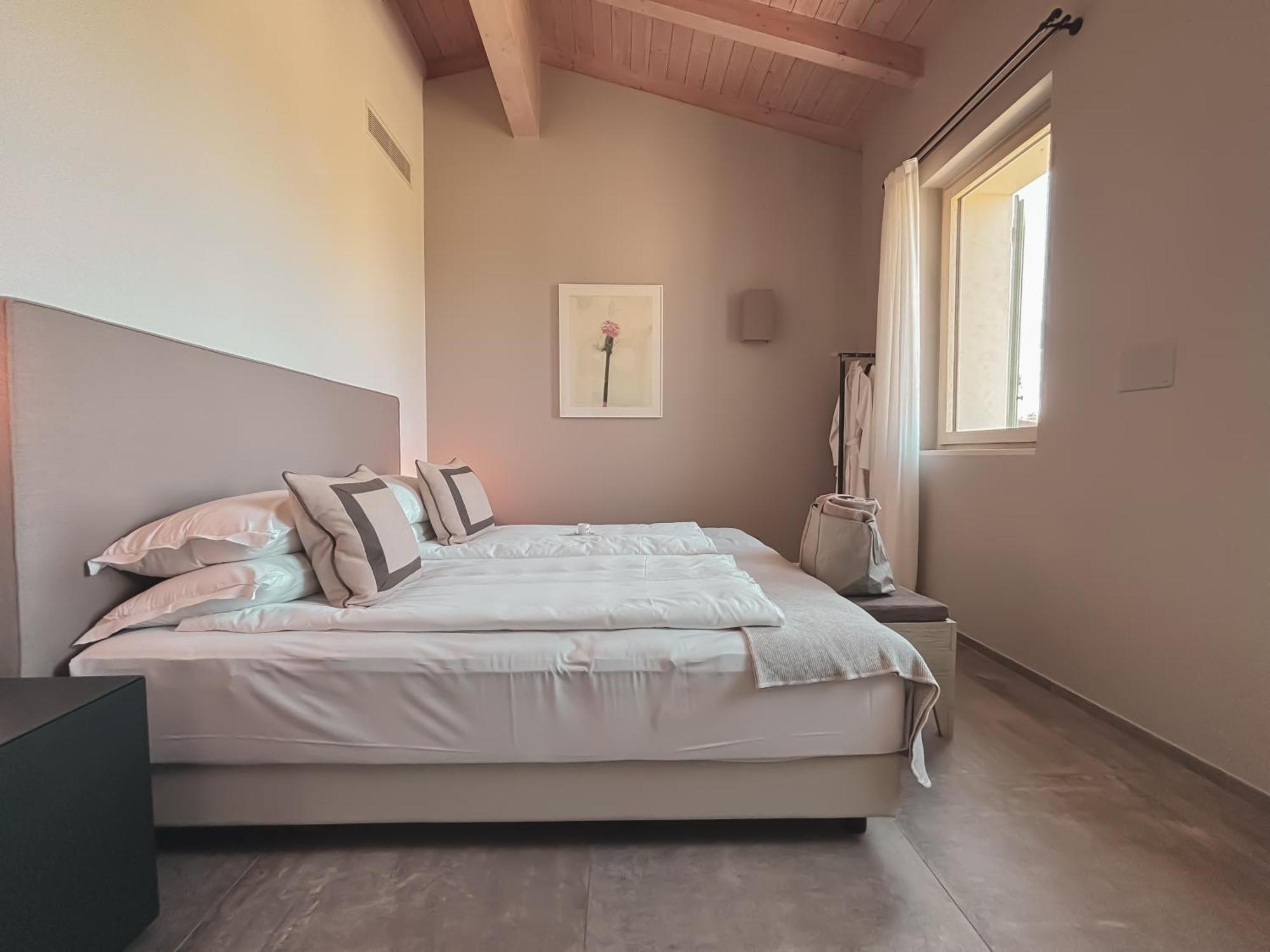 Natiia Relais - Adults Only Hotel Lazise Phòng bức ảnh